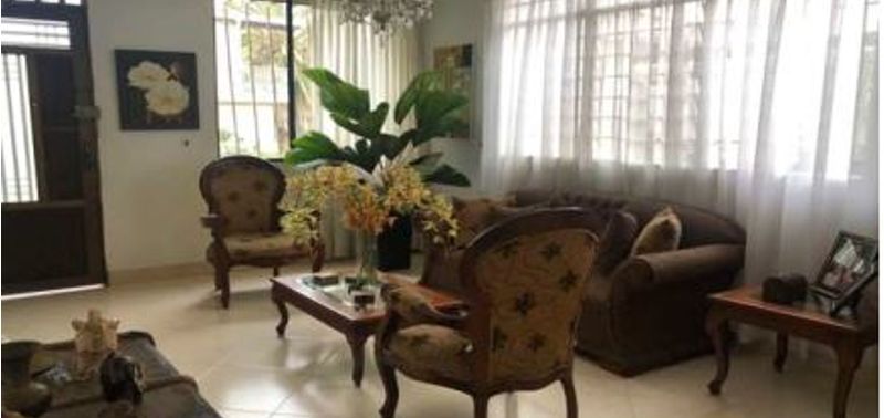 Casa en Venta en Medellín, Lorena-0