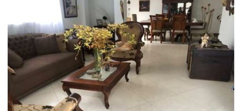 Casa en Venta en Medellín, Lorena-1