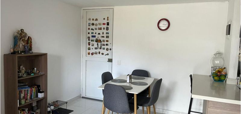 Apartamento en Venta en Medellín, San Antonio de Prado-2