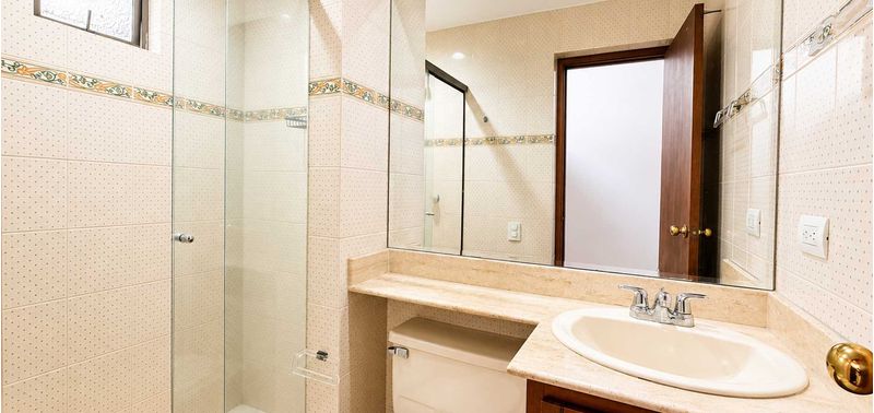 Casa en Venta en Medellín, Las Palmas-9