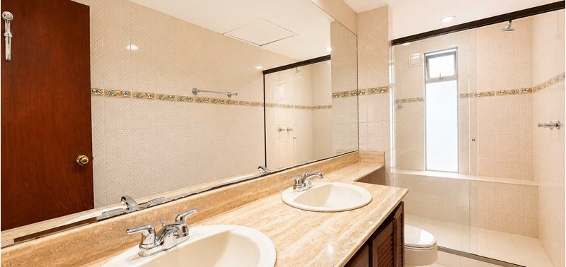 Casa en Venta en Medellín, Las Palmas-19