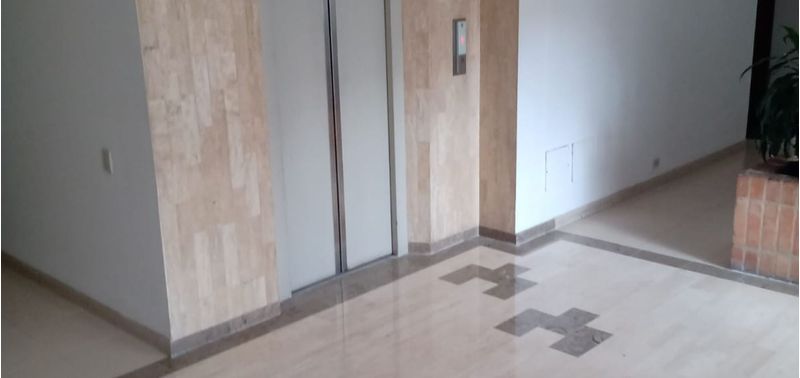 Apartamento en Venta en Bogotá, D.C., La Colina Campestre-13