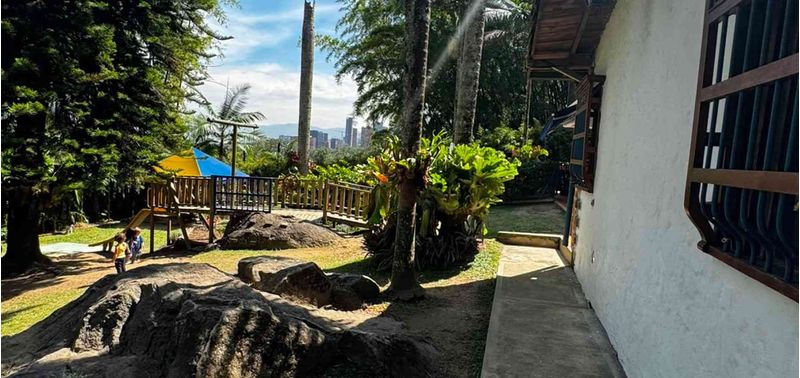Casa en Venta en Envigado, El Esmeraldal-35