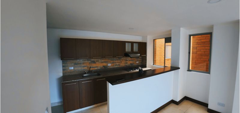 Apartamento en Venta en Envigado, El Escobero-1