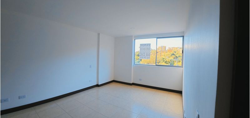 Apartamento en Venta en Envigado, El Escobero-11
