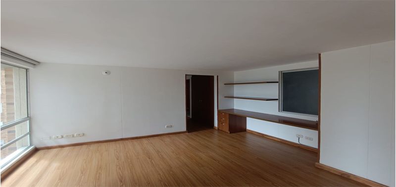 Apartamento en Venta en Bogotá, D.C., Gran Granada-1