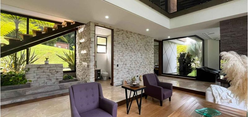 Casa en Venta en Envigado, Loma Del Escobero-3