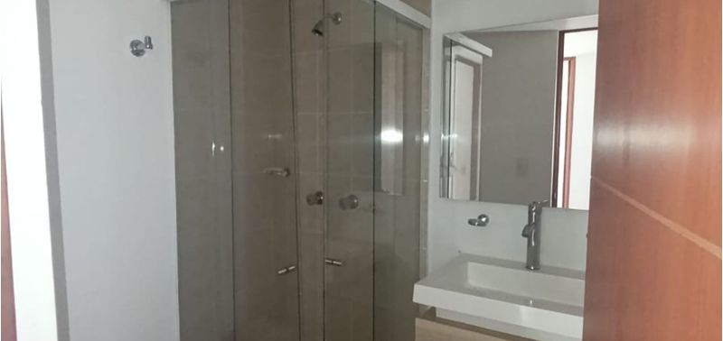 Apartamento en Venta en Medellín, El Poblado-10
