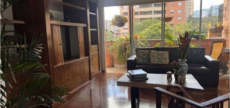 Apartamento en Venta en Medellín, El Poblado-0