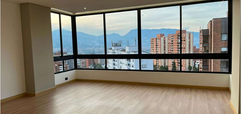 Apartamento en Venta en Medellín, El Poblado-0