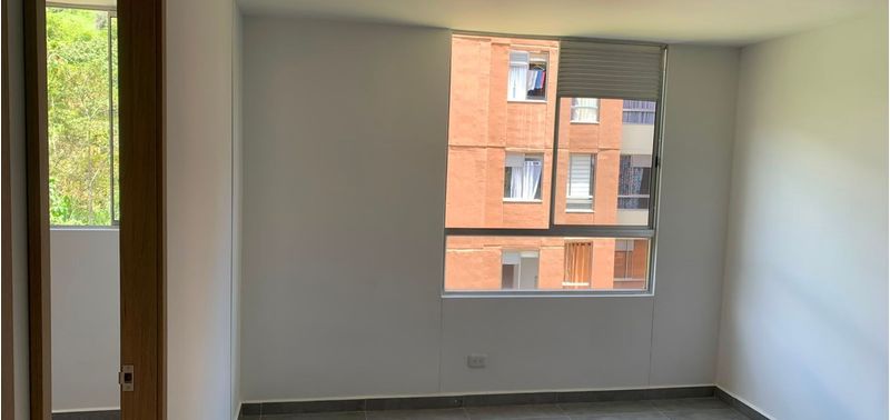 Apartamento en Venta en Medellín, San Antonio de Prado-3