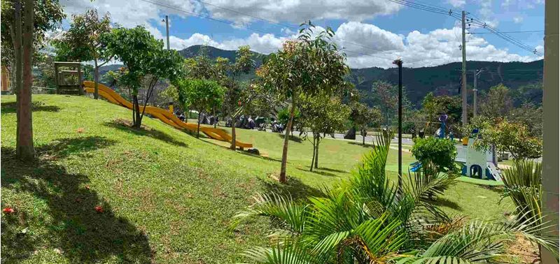 Apartamento en Venta en Medellín, San Antonio de Prado-13