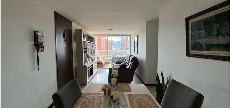 Apartamento en Venta en Sabaneta, Loma De San Jose-0