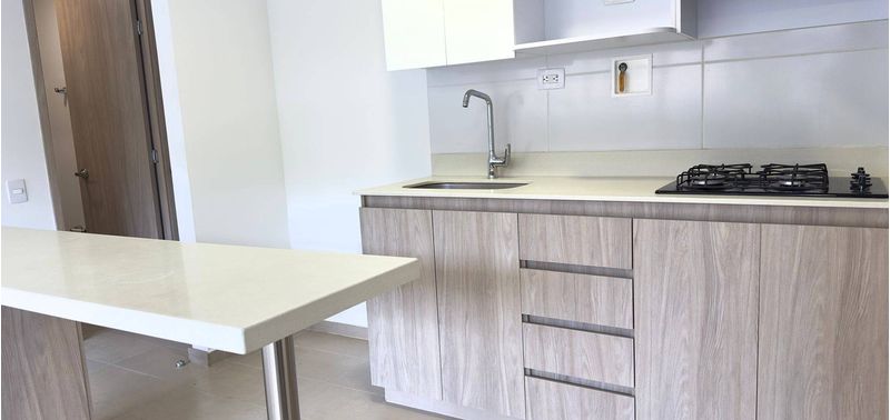 Apartamento en Venta en Sabaneta, Loma De San Jose-1