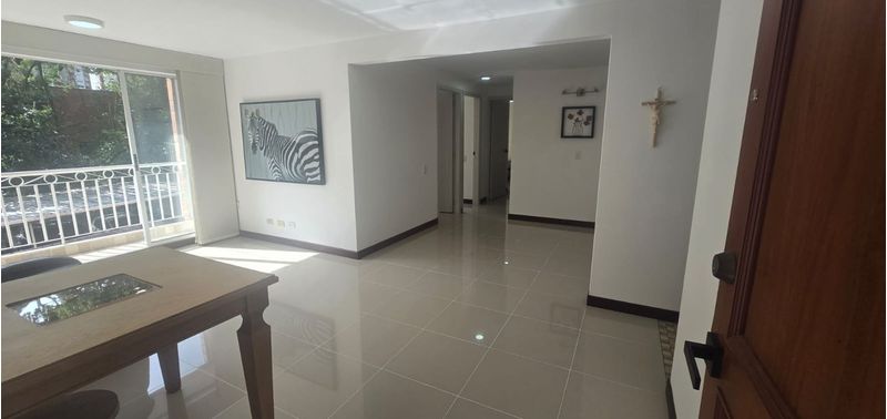 Apartamento en Venta en Medellín, La Frontera-0