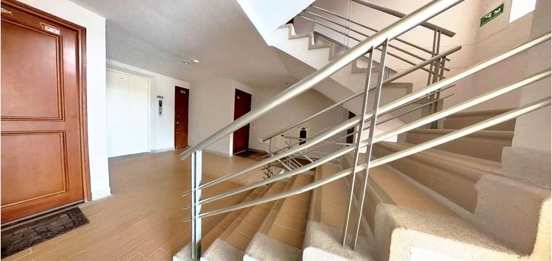 Apartamento en Venta en Envigado, Jardines-2