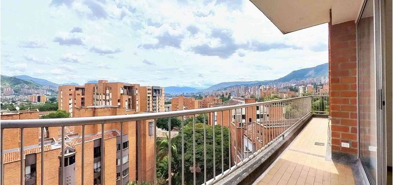Apartamento en Venta en Envigado, Jardines-5