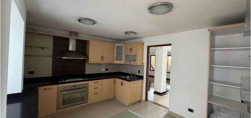 Casa en Venta en Medellín, Las Palmas