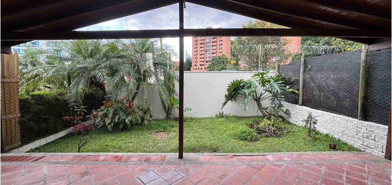 Casa en Venta en Medellín, Las Palmas-11