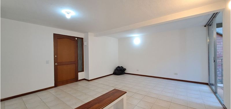 Apartamento en Venta en Medellín, Santa María de los Ángeles-0