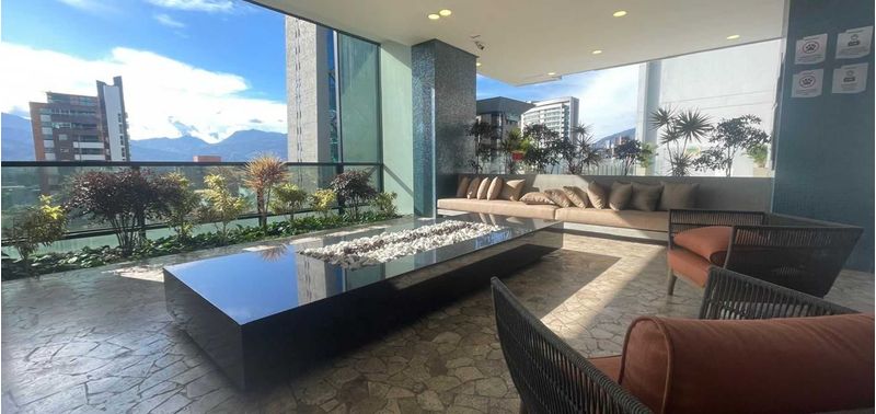 Apartamento en Venta en Medellín, El Poblado-12