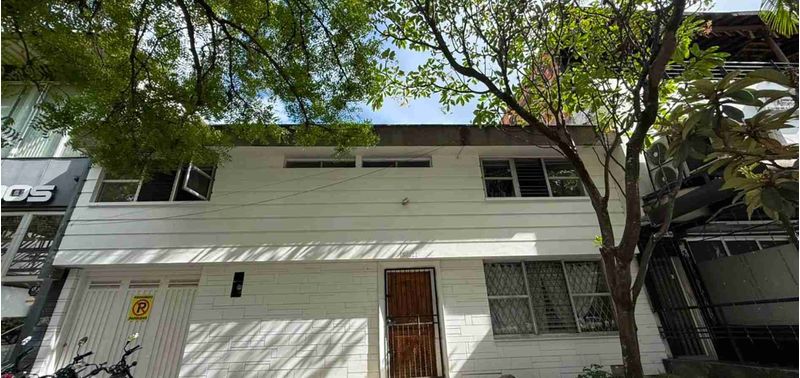 Casa en Venta en Medellín, Laureles