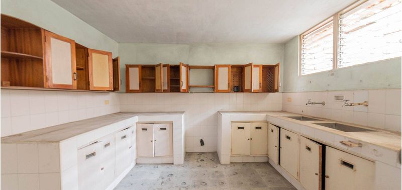 Casa en Venta en Medellín, Laureles-4