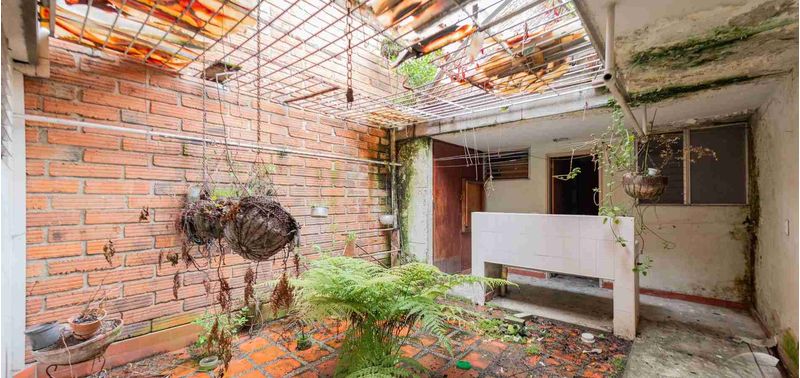 Casa en Venta en Medellín, Laureles-13