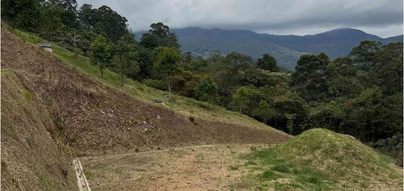 Lote en Venta en Envigado, El Escobero-0
