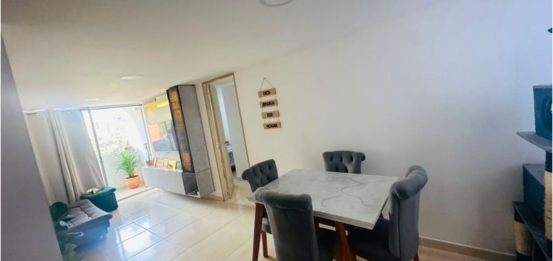 Apartamento en Venta en Sabaneta, Maria Auxiliadora-0