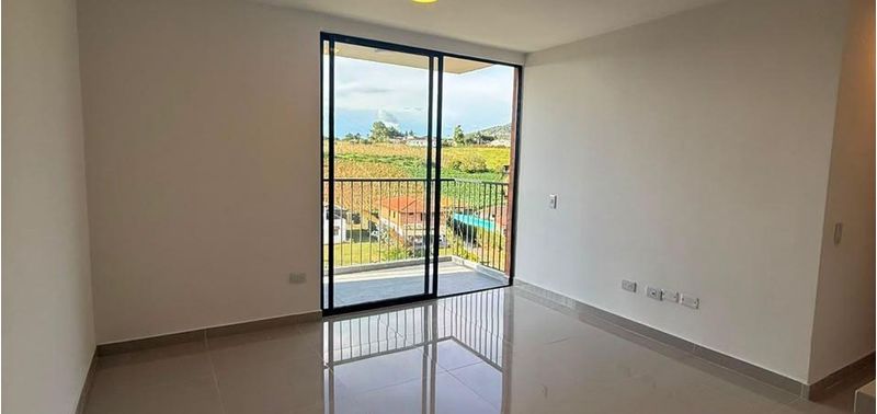 Apartamento en Venta en El Carmen De Viboral, El Carmen de Viboral-0