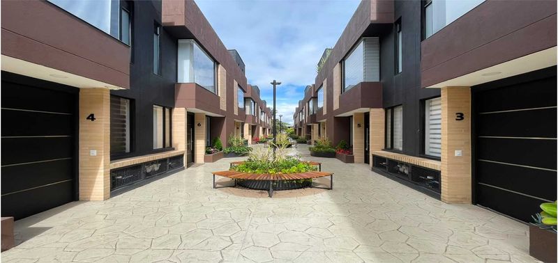 Casa en Venta en Chía, cerca de piedra
