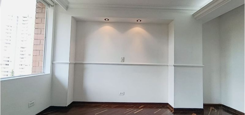 Apartamento en Venta en Medellín, Belén Loma de los Bernal-1