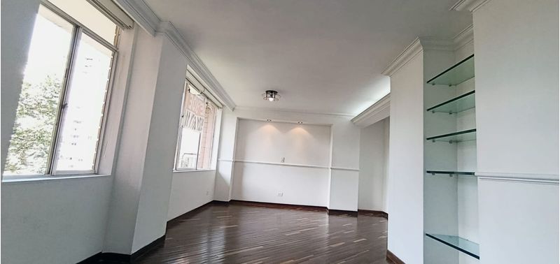 Apartamento en Venta en Medellín, Belén Loma de los Bernal-2