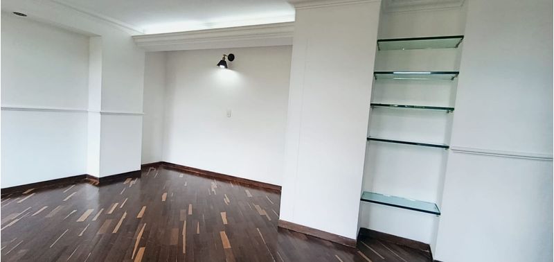 Apartamento en Venta en Medellín, Belén Loma de los Bernal-6