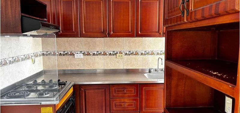 Apartamento en Venta en Medellín, Colinas de La Candelaria-17