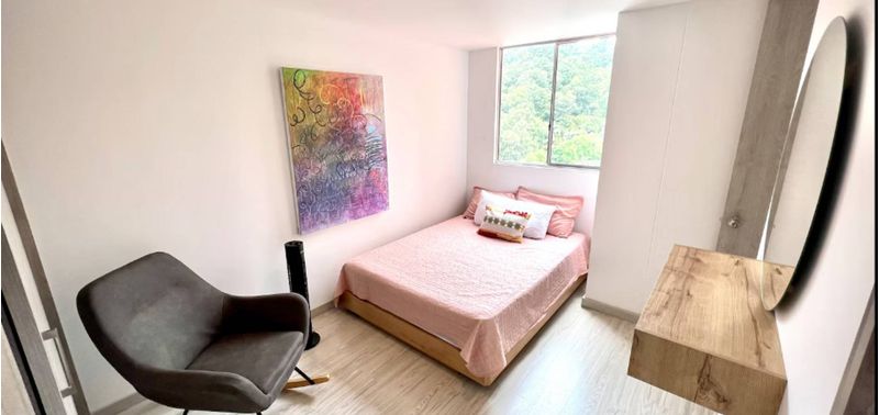 Apartamento en Venta en Medellín, Colinas de La Candelaria-7