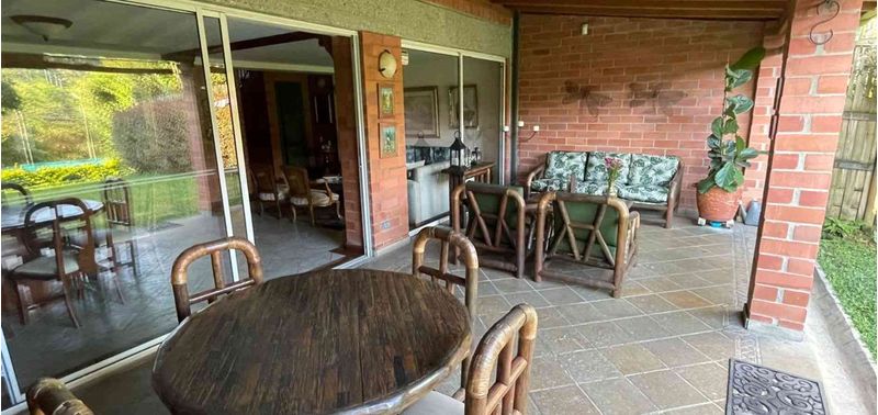Casa en Venta en Envigado, Cumbres-2