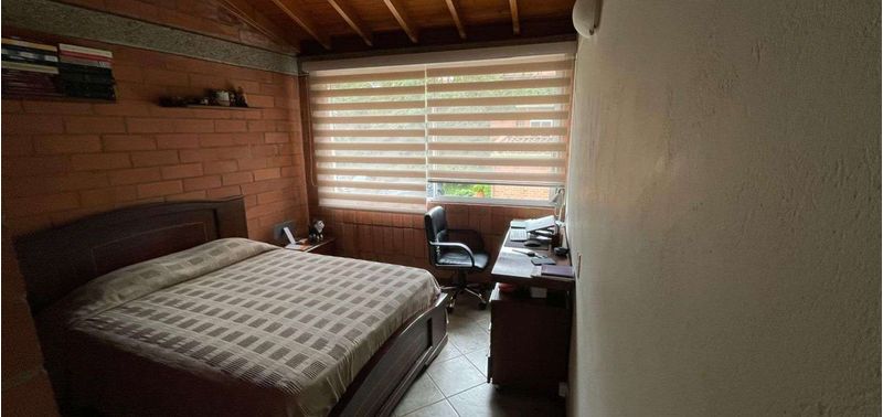 Casa en Venta en Envigado, Cumbres-8