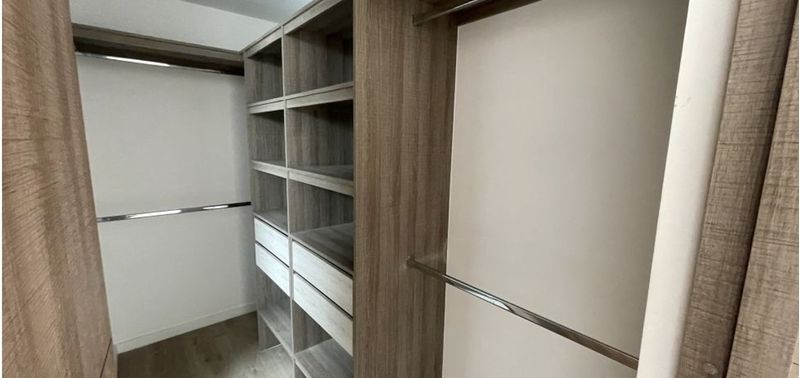 Apartamento en Venta en Envigado, San Lucas-1