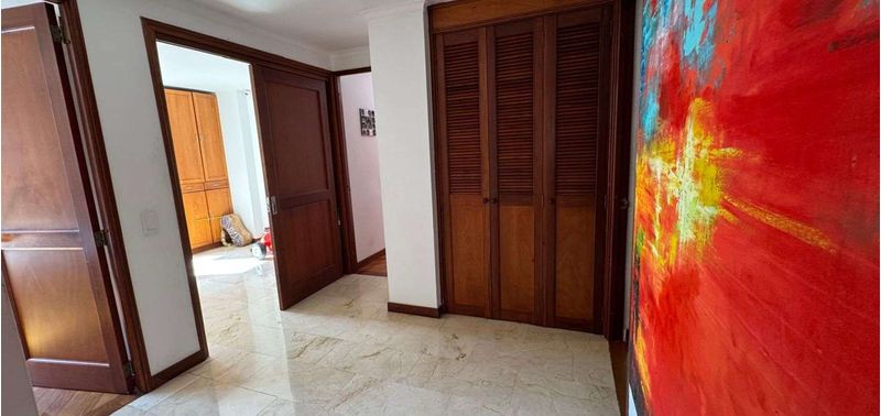 Apartamento en Venta en Medellín, El Poblado-11