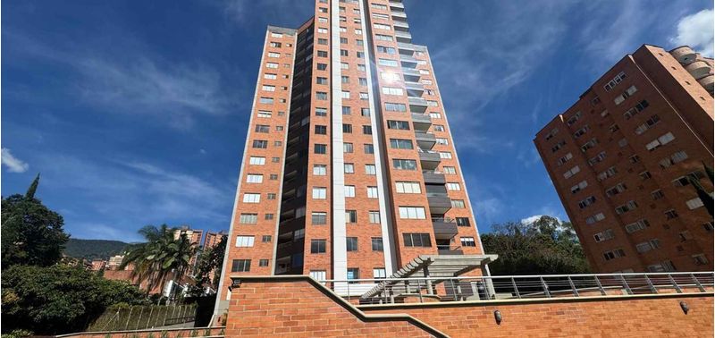 Apartamento en Venta en Medellín, El Poblado-35