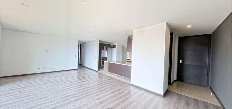 Apartamento en Venta en Bogotá, D.C., Lagos de Córdoba-0