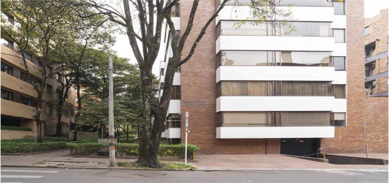 Apartamento en Venta en Bogotá, D.C., LA CABRERA CHICO LAGO-0