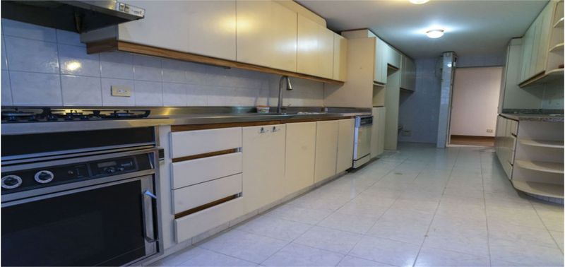 Apartamento en Venta en Bogotá, D.C., LA CABRERA CHICO LAGO-12
