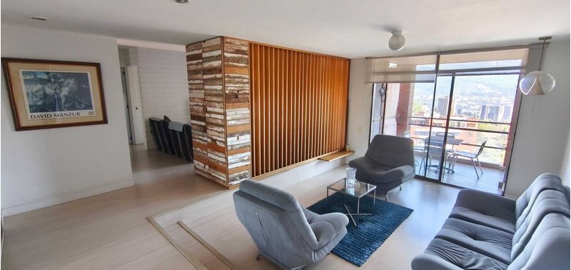 Apartamento en Venta en Medellín, El Poblado-0