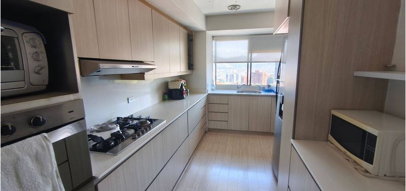 Apartamento en Venta en Medellín, El Poblado-10