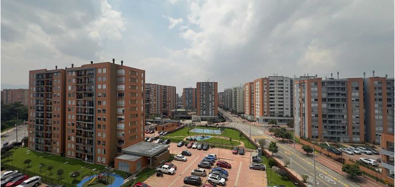 Apartamento en Venta en Bogotá, D.C., Gran Granada-1