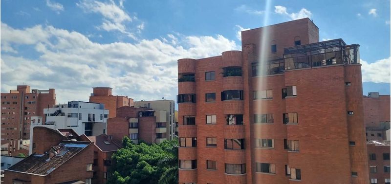 Apartamento en Venta en Medellín, Laureles-2
