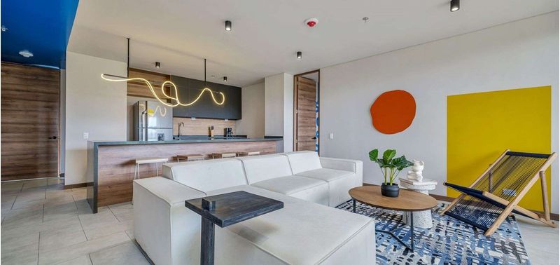 Apartamento en Venta en Envigado, Alto De Palmas-0